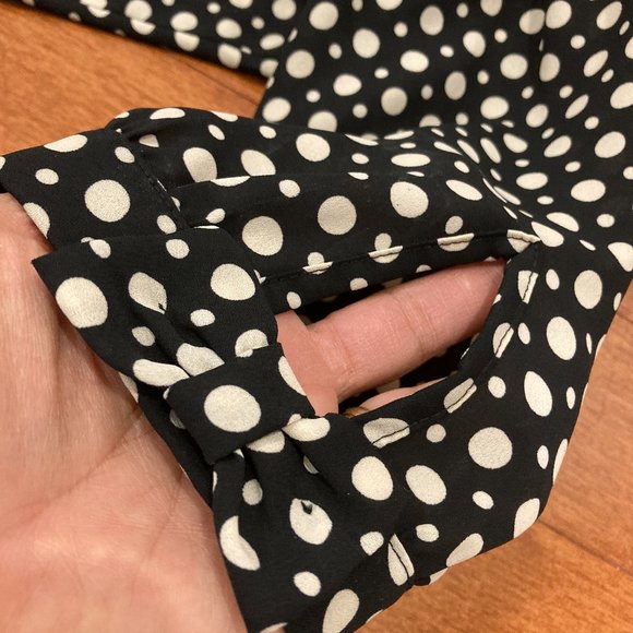 Made in Brazil. Polka dot black and ivory color.  Size 8 - Picture 5 of 10